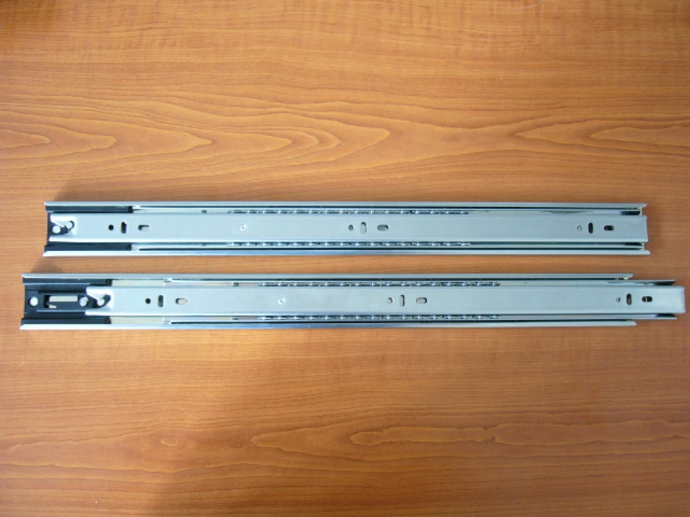 Golyós fiókcsúszó 500 önbehúzós