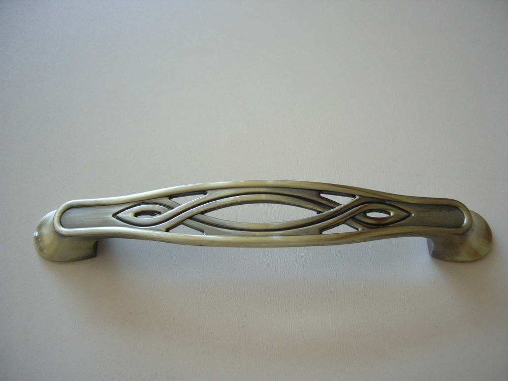 Antikolt bronz fogantyú 2