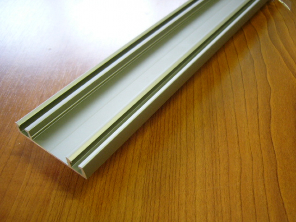 GTV alsó sín 1,7m pezsgõ