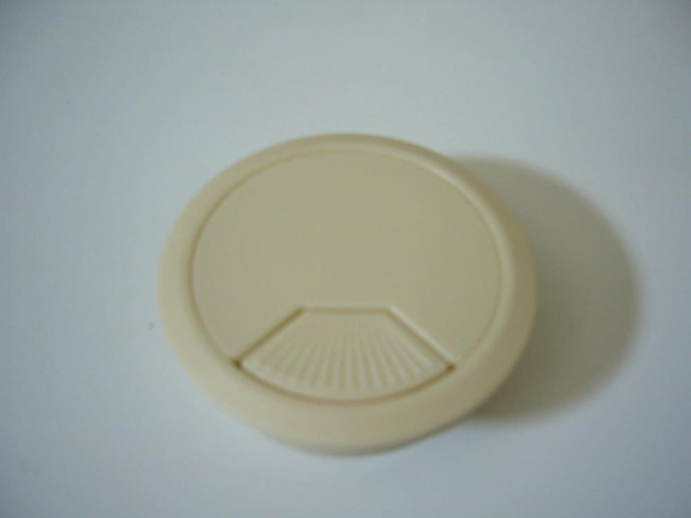 Kábelkivezetõ krém /juhar/ D60