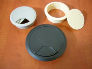 Kábelkivezetõ fekete D80