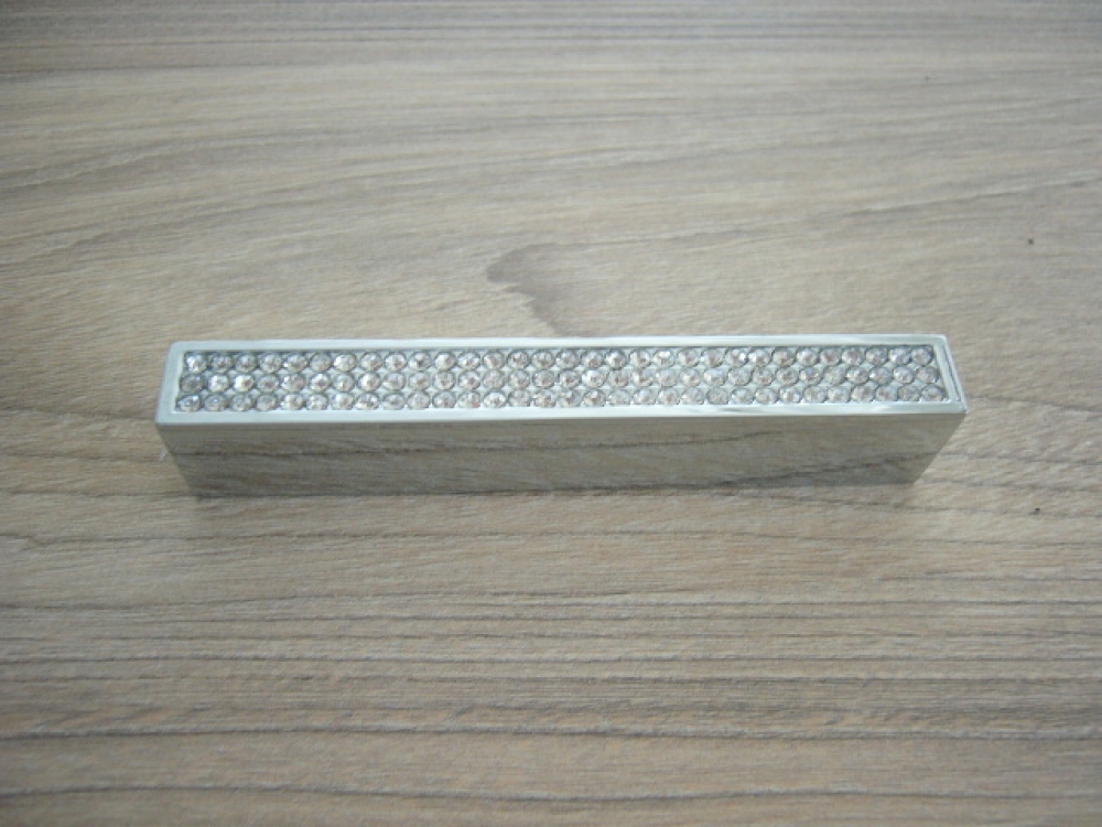 Fogantyú króm-aprókristály 64mm